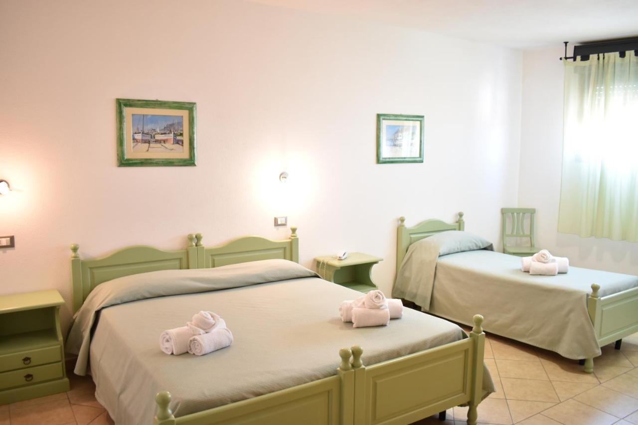 Hotel Residence Ampurias Castelsardo Rum bild